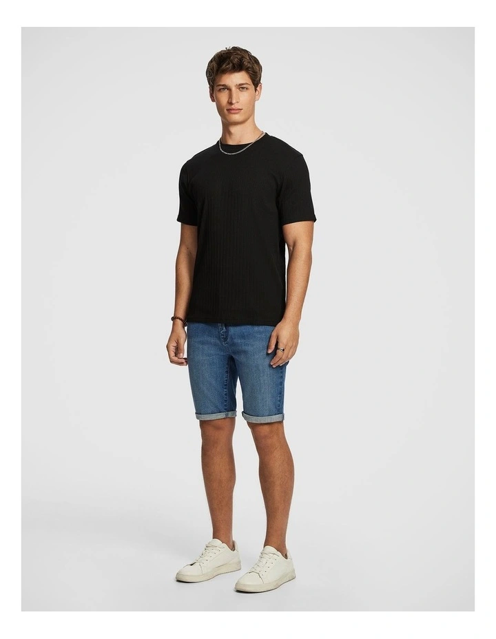 Keyse Textured Tee in Black image 4