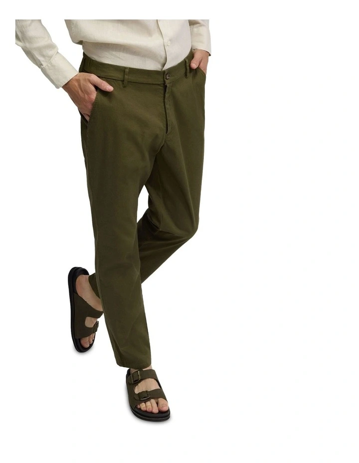 New Magnus Cotton Trouser in Olive image 4