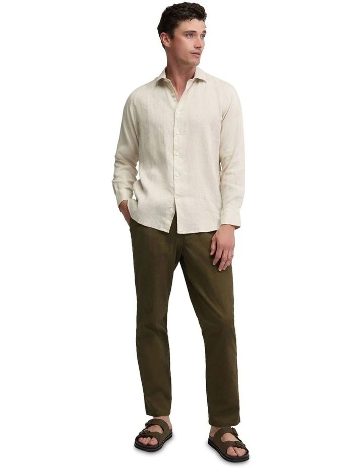 New Magnus Cotton Trouser in Olive image 5