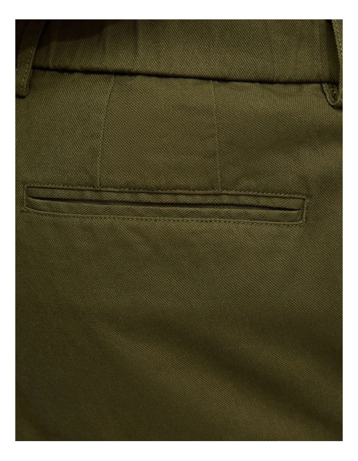 New Magnus Cotton Trouser in Olive image 6