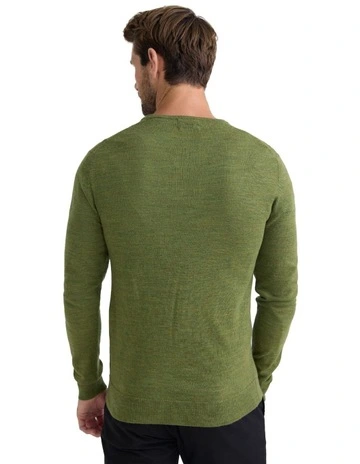 Basic V-Neck Pure Wool Pullover in Olive