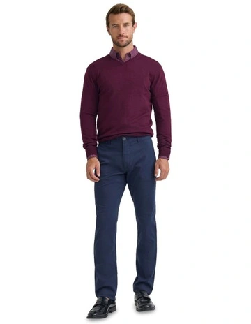 Basic V-Neck Pure Wool Pullover in Wine