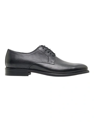 Carter Leather Derby Shoes in Black