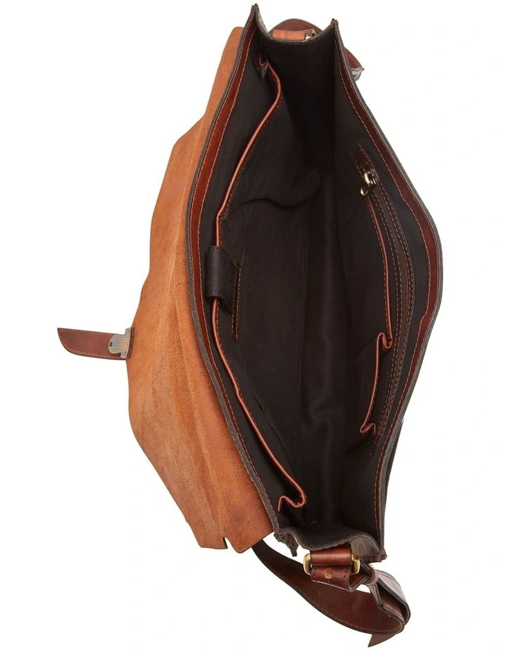 Josh Leather Messenger Bag in Choc Oil Pull Up image 4