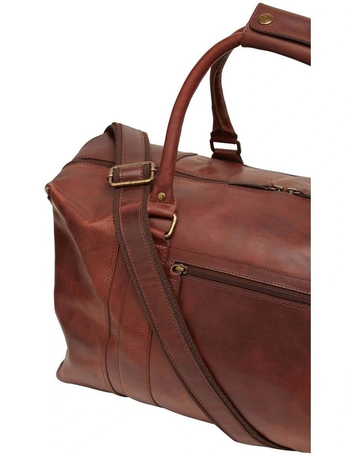 Garret Leather Overnight Bag in Choc Oil Pull Up image 3