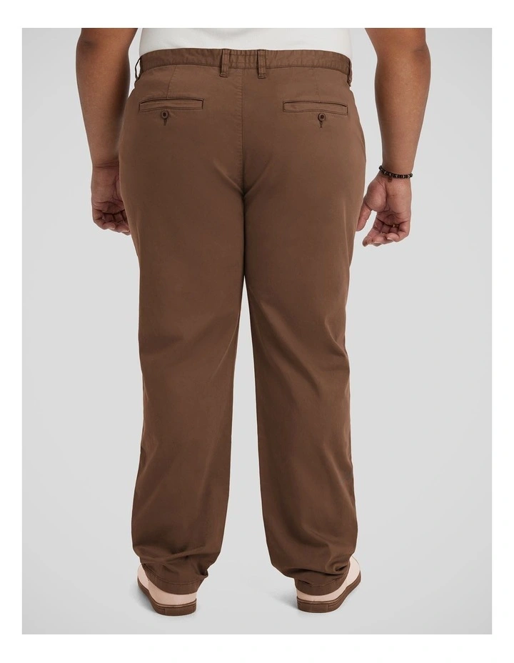Brando Classic Chino in Bronze image 2