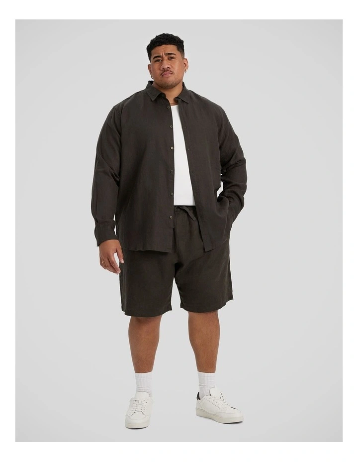 Resort Linen Short in Army image 4