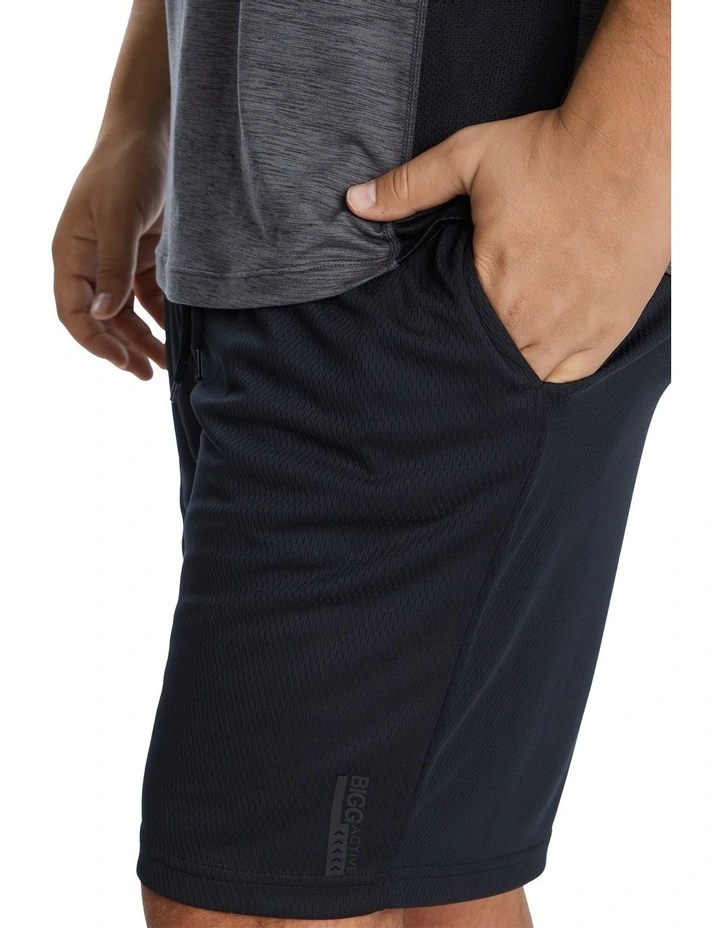 Active Textured Knit Short in Black image 4