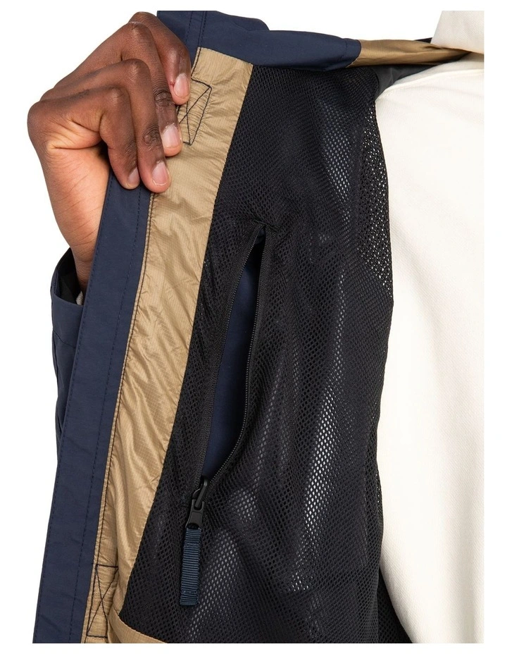Alder Trekka Hooded Raincoat in Black image 4