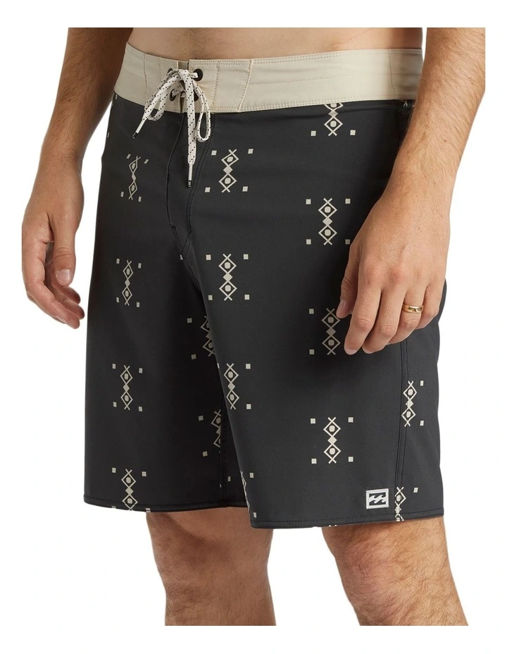 Sundays Pro Boardshorts in Black image 3