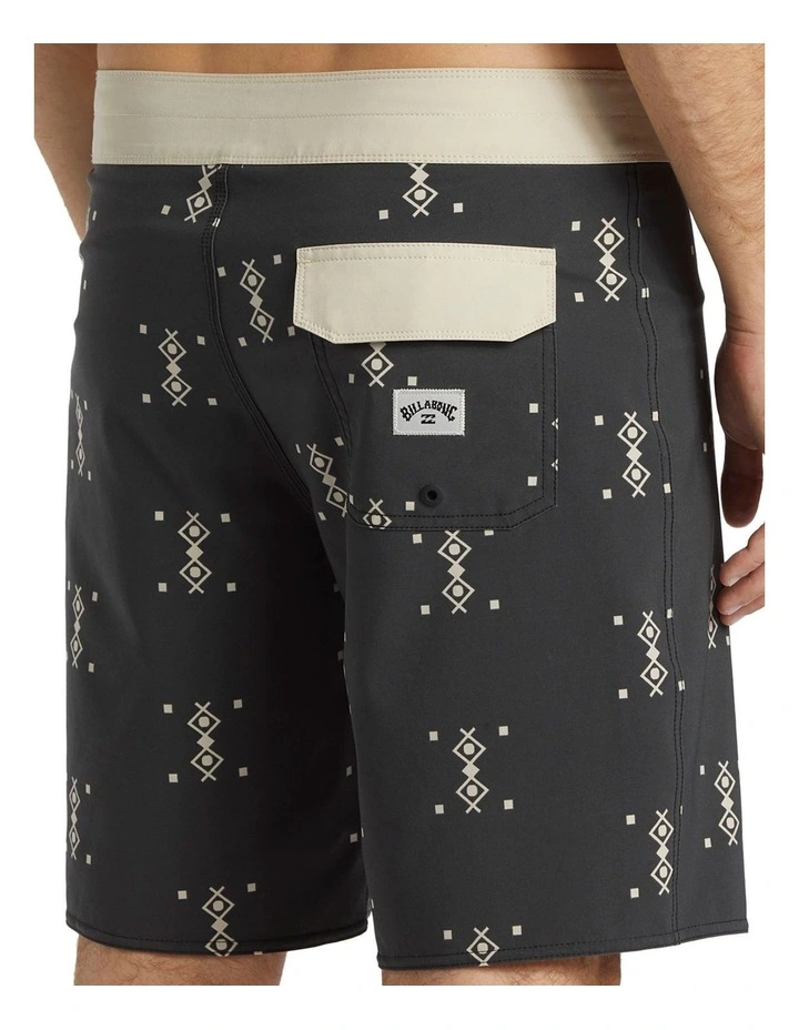 Sundays Pro Boardshorts in Black image 4