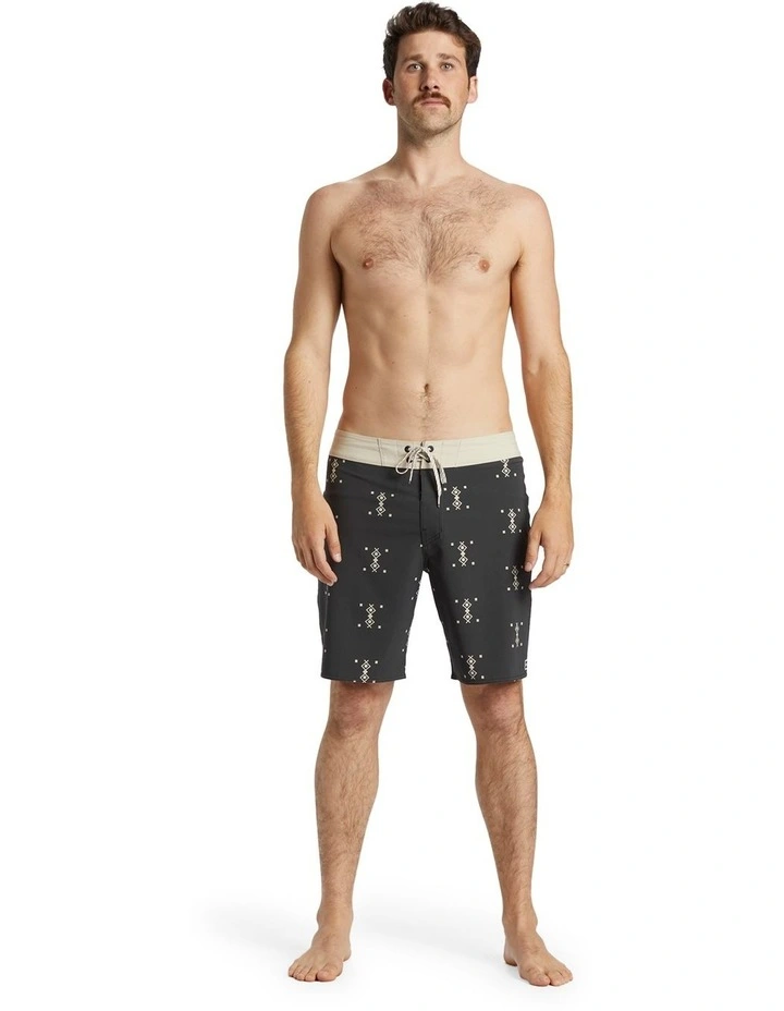 Sundays Pro Boardshorts in Black image 5