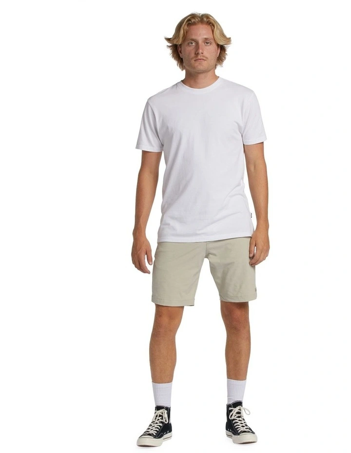 Crossfire Mid Submersible 19 Inch Shorts in Moon image 5