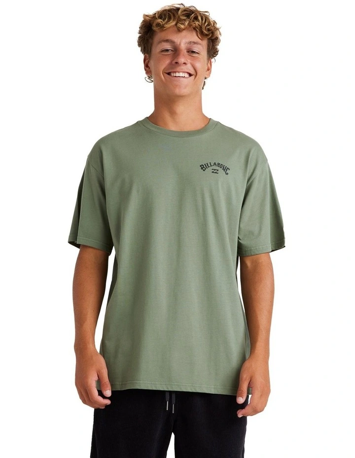 Team Arch T-shirt in Green image 1