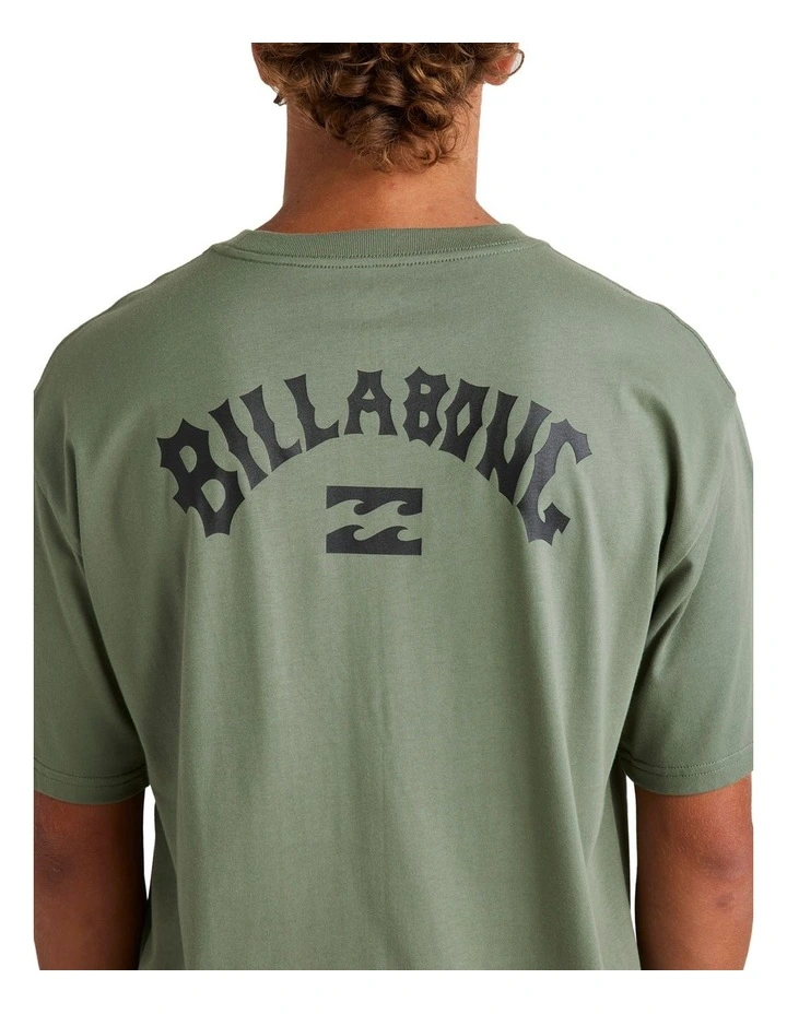 Team Arch T-shirt in Green image 4