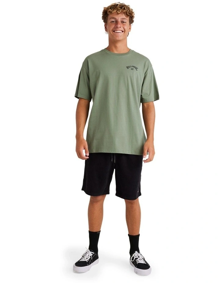 Team Arch T-shirt in Green image 5