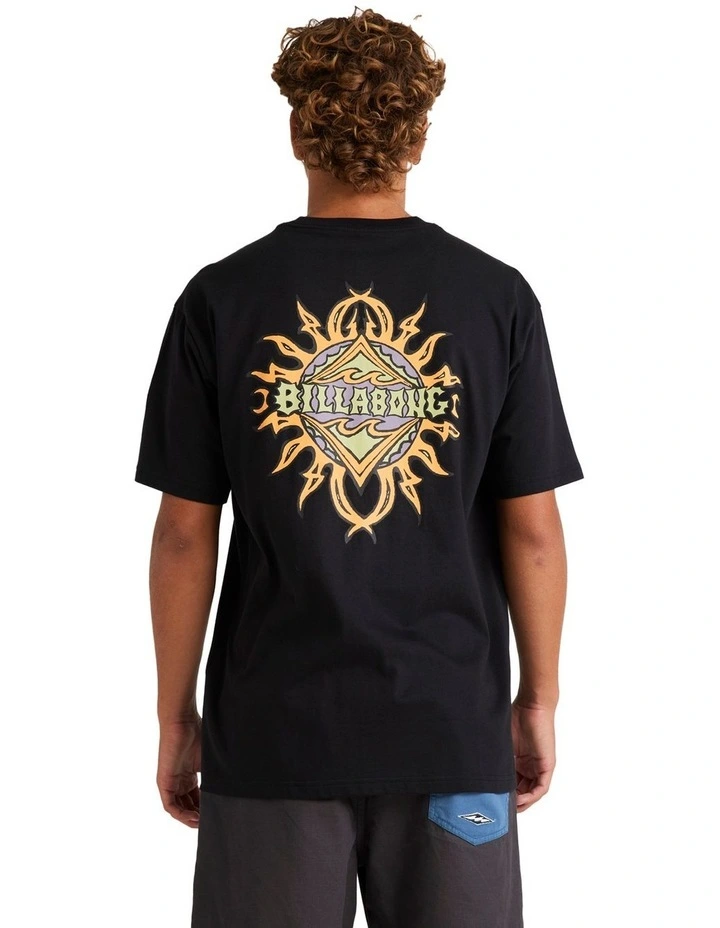 Sun Up T-shirt in Black image 2