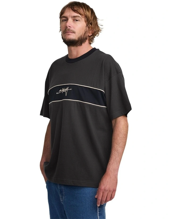 Warped Short Sleeve T-shirt in Black image 3