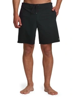 Wategos Lo Tide Boardshorts in Black