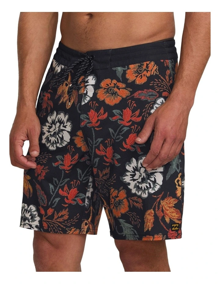 Sundays Lo Tide Boardshorts in Black image 4