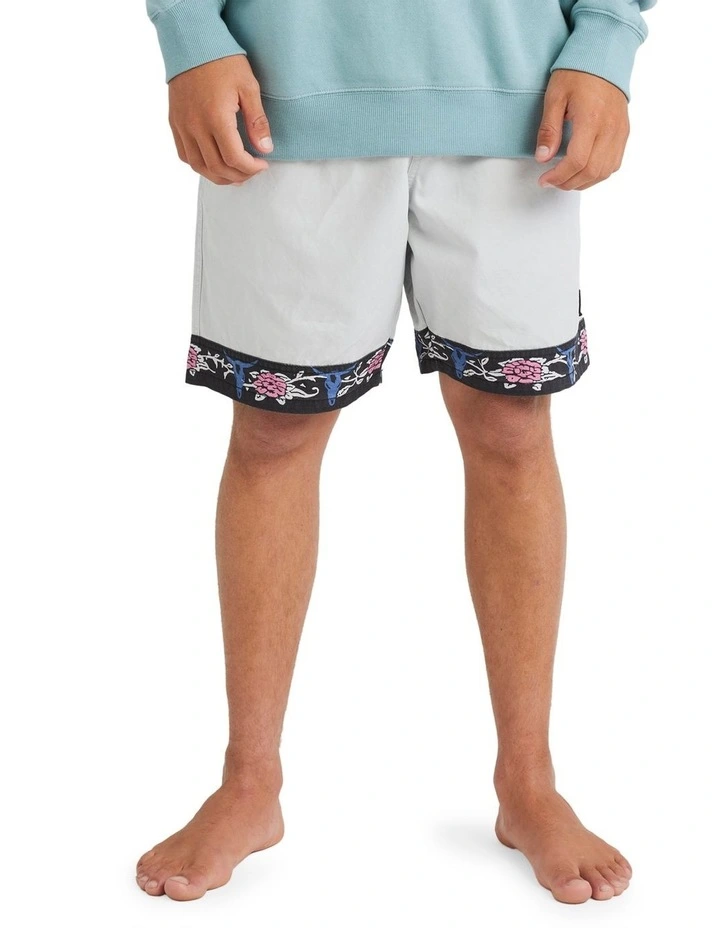 Occy Larry 17 Inch Elasticated Shorts image 1
