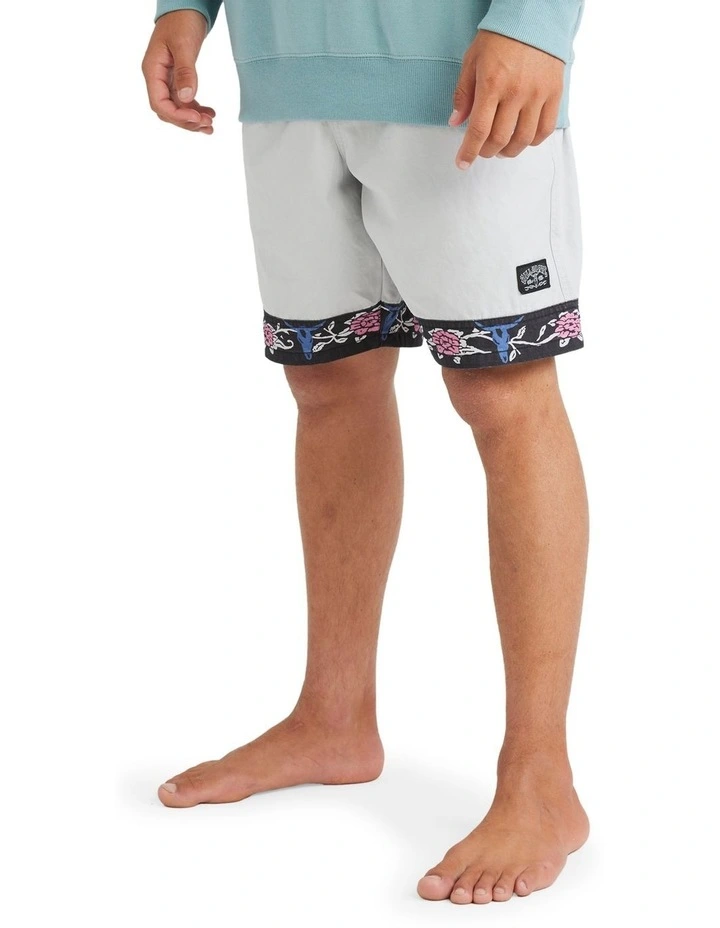Occy Larry 17 Inch Elasticated Shorts image 3