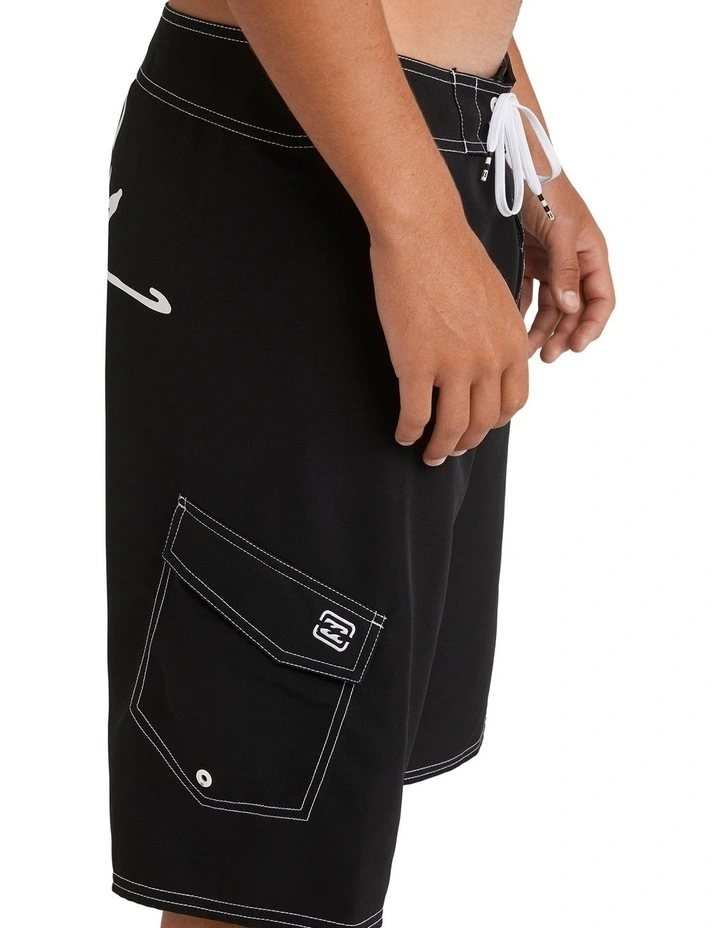 Script OG 22 Inch Boardshorts image 4