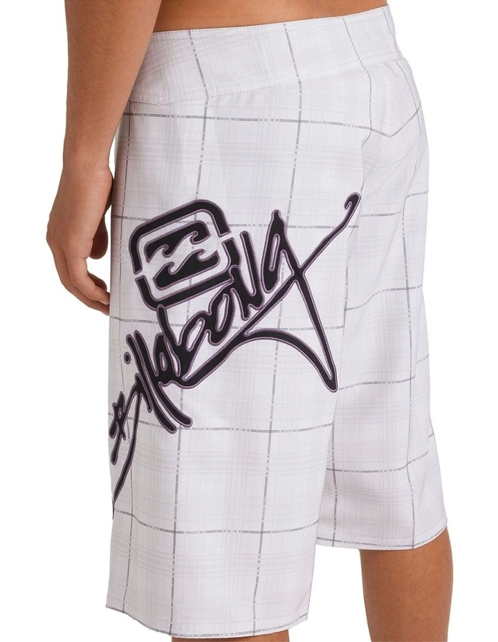 Script OG 22 Inch Boardshorts image 5