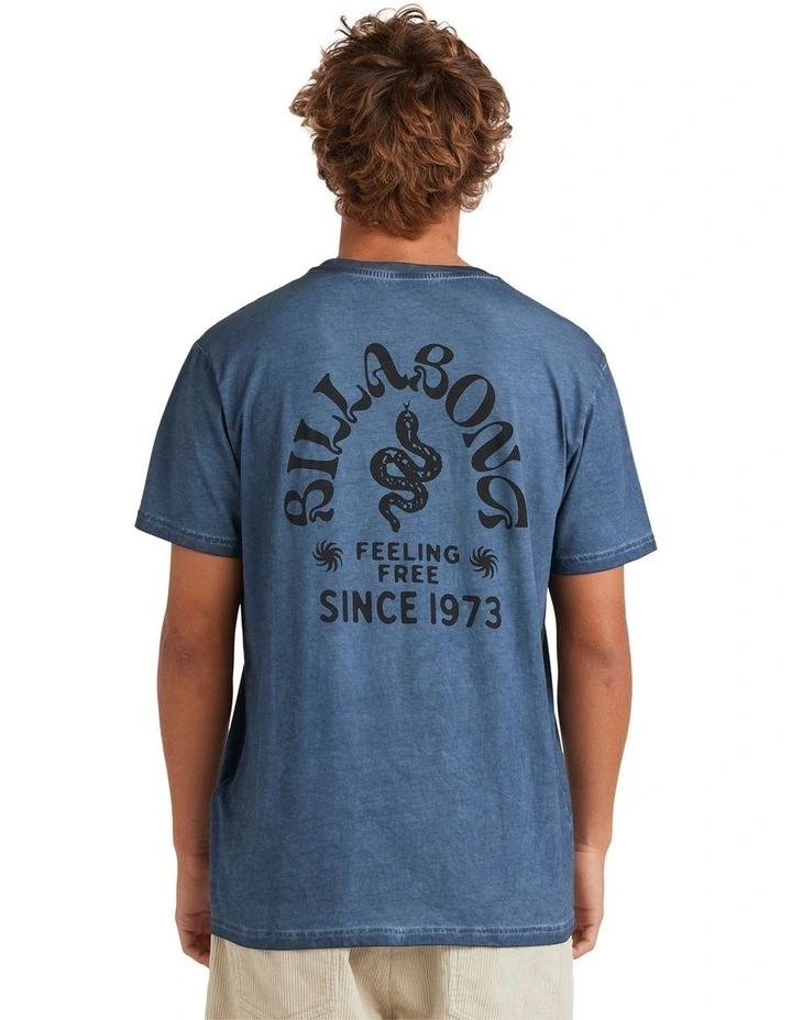 Big Wave Shaz T-shirt in Bliue image 2