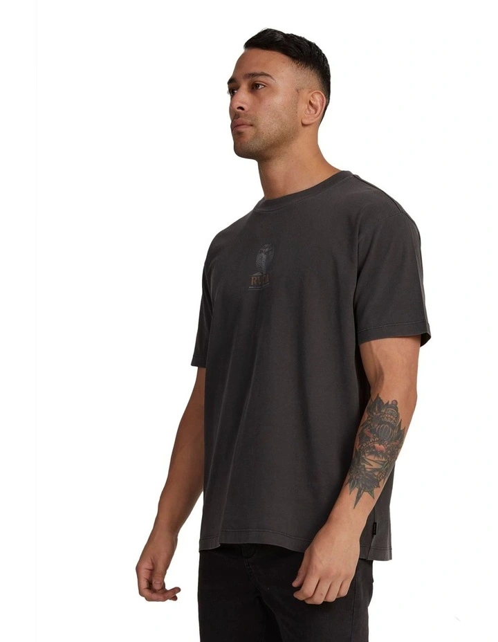 King Kobra T-shirt in Washed Black image 3