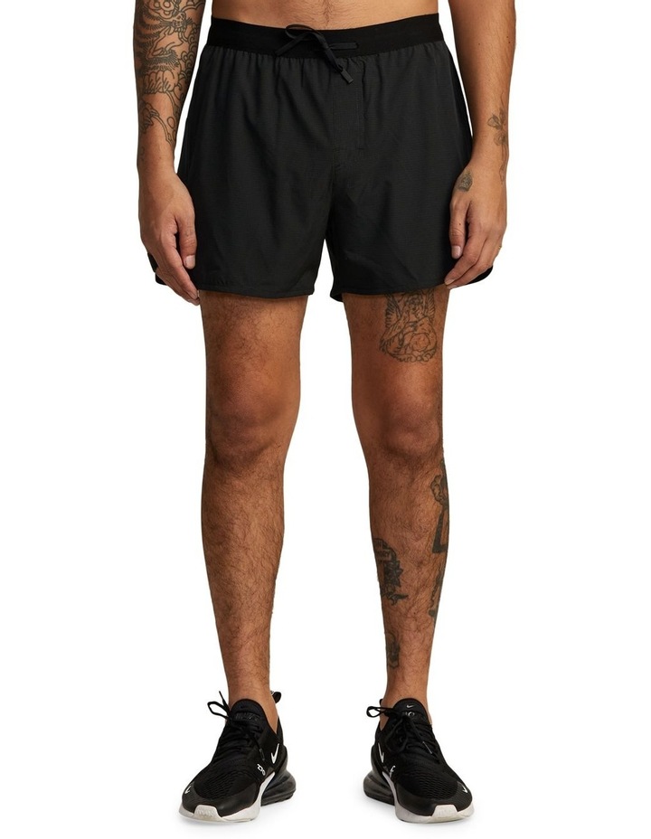 Runner 14 Inch Walkshorts in Black