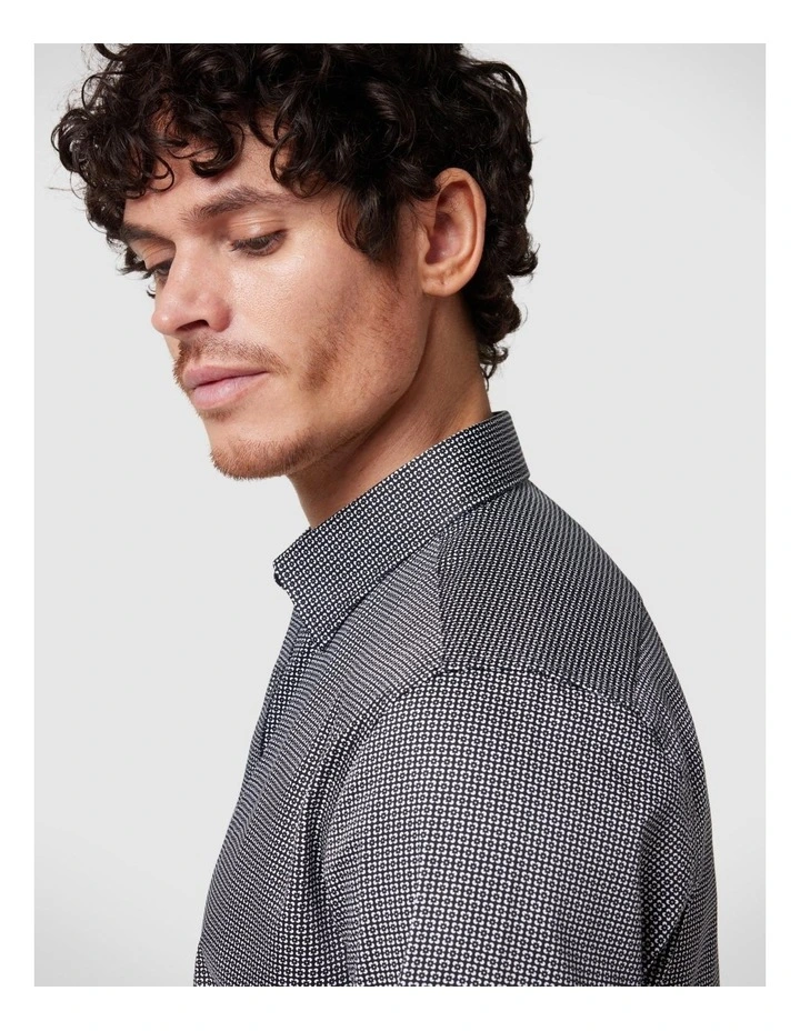 Slim Fit Long Sleeve Geo Print Dress Shirt in White/black image 5