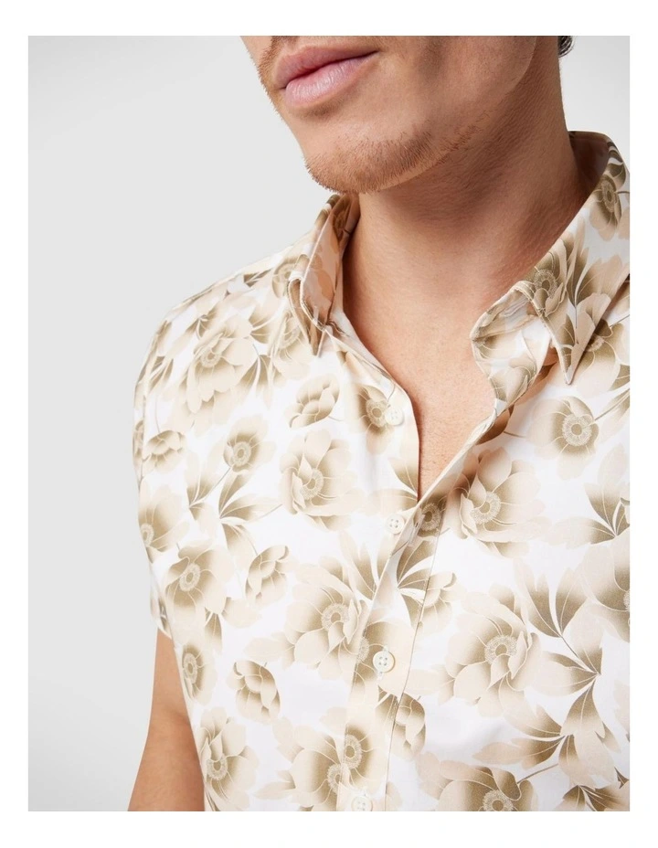 Regular Short Sleeve Floral Shirt in White/Tan image 5
