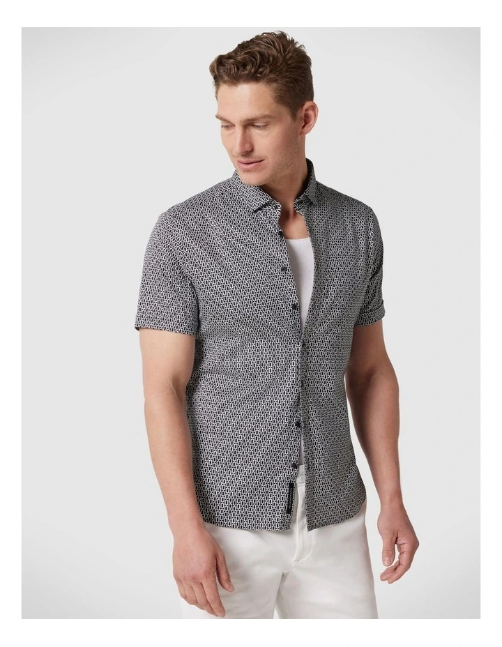 Regular Fit Printed Geo Shirt in Black/White image 1