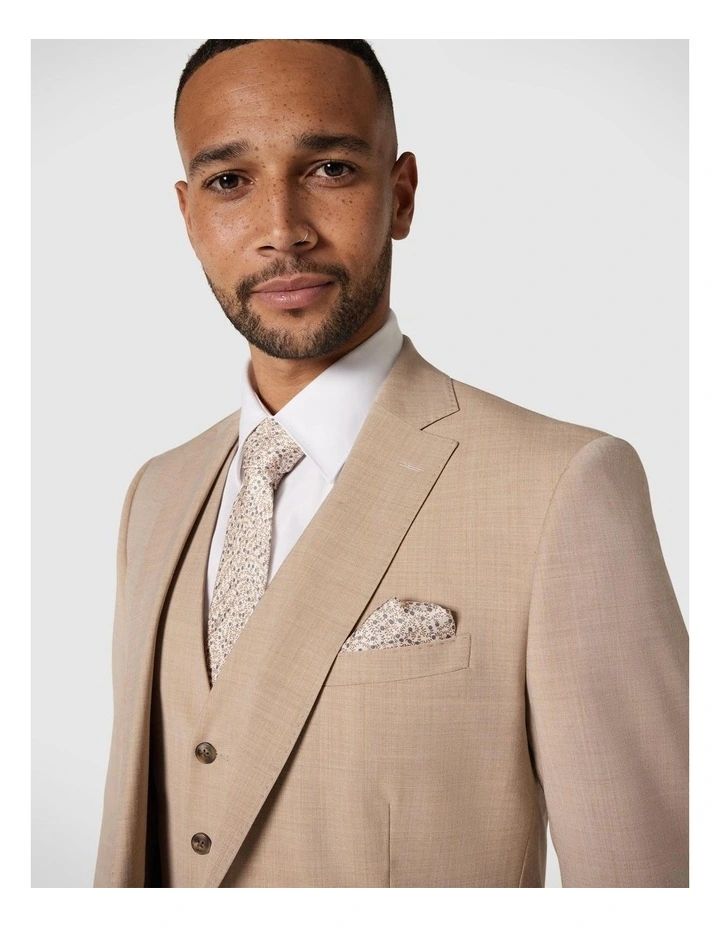 Politix Ditsy Floral Printed Pocket Square With Contrast Border In