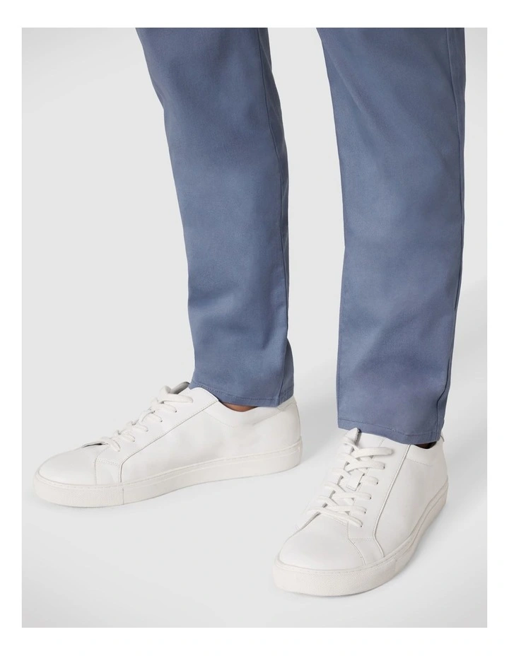Classic Leather Sneaker in White image 1