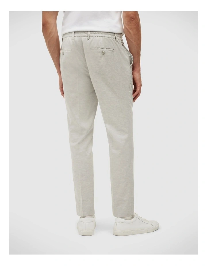 The Everyday Pant in Light Grey image 5