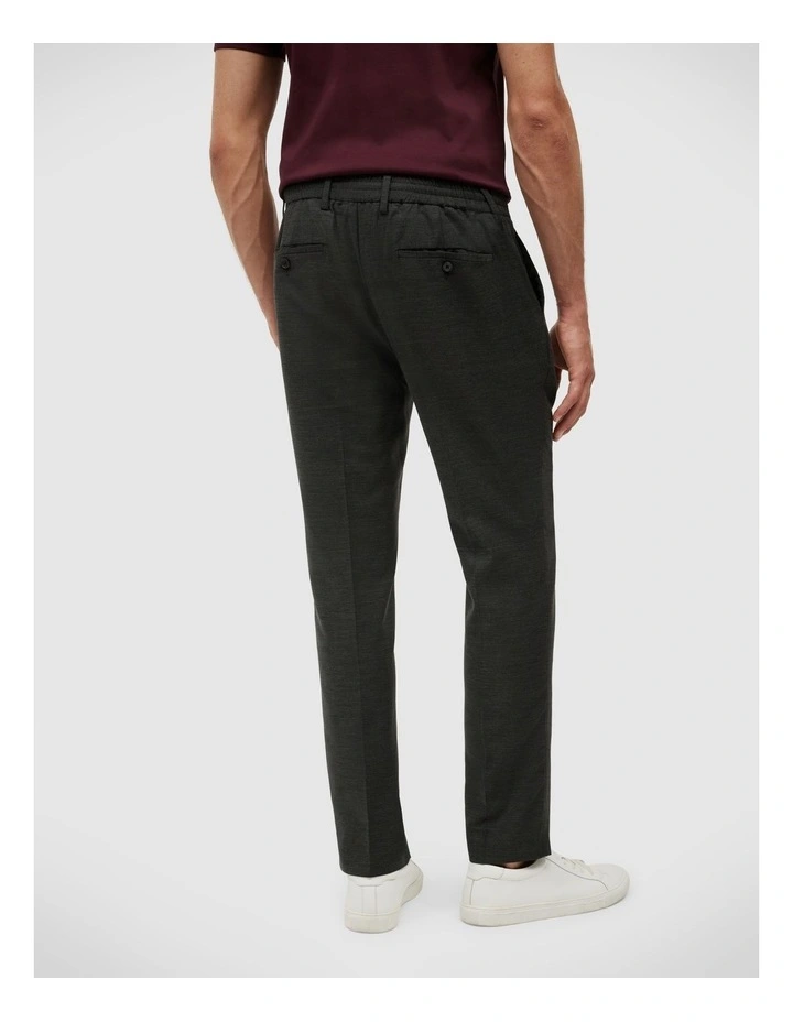 The Everyday Pant in Charcoal image 5