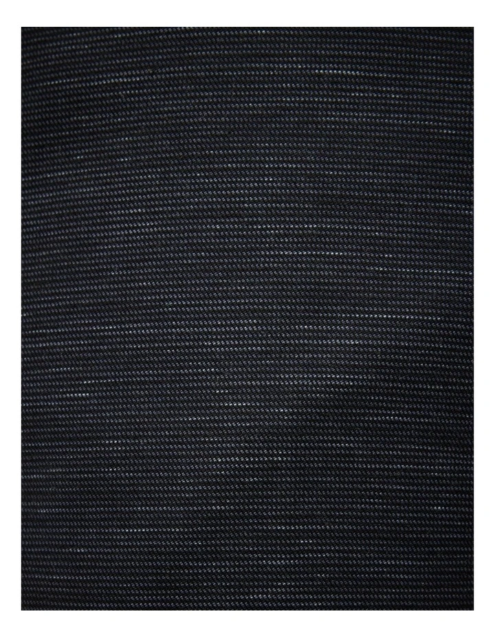 The Everyday Pant in Navy image 2