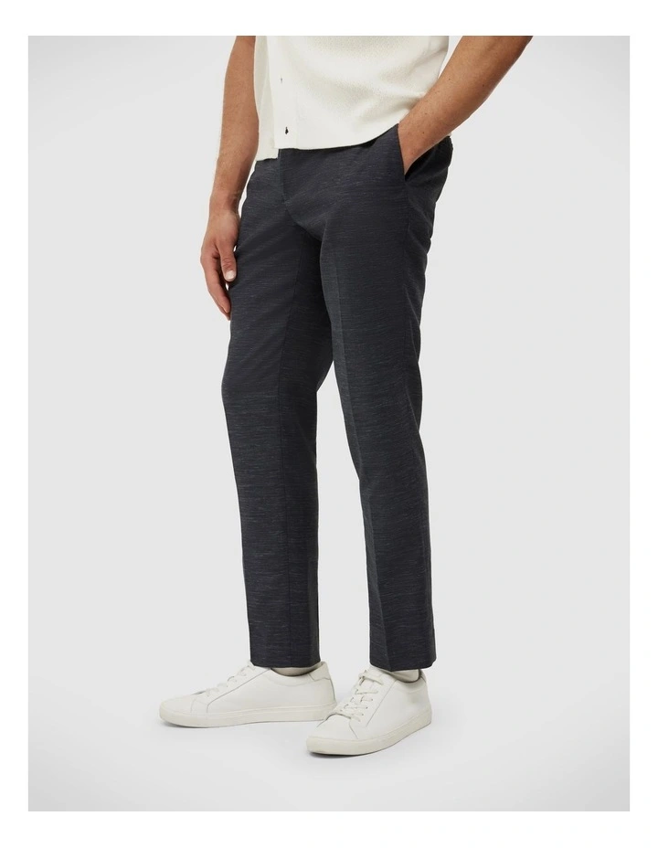 The Everyday Pant in Navy image 4