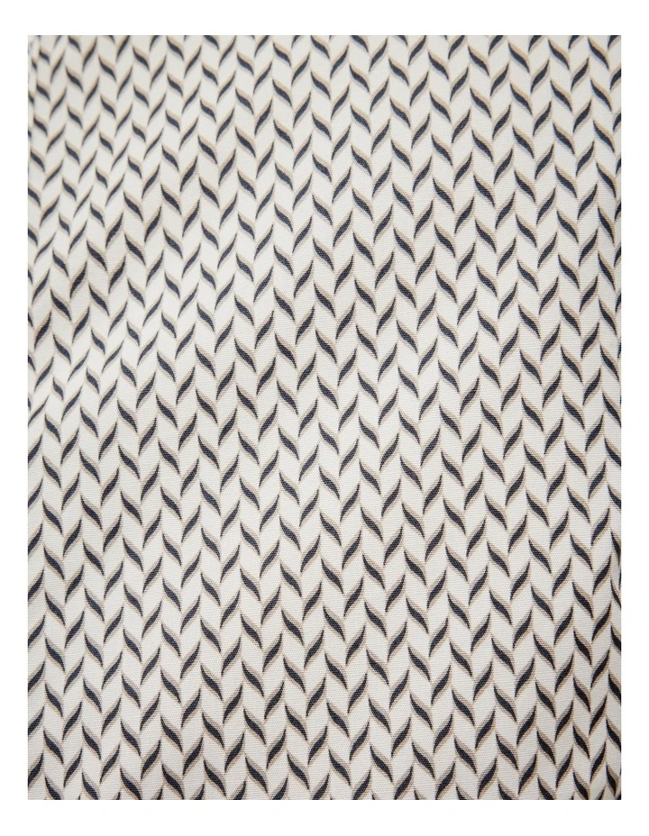 Everett Herringbone Printed Long Sleeve Shirt in Fawn image 7