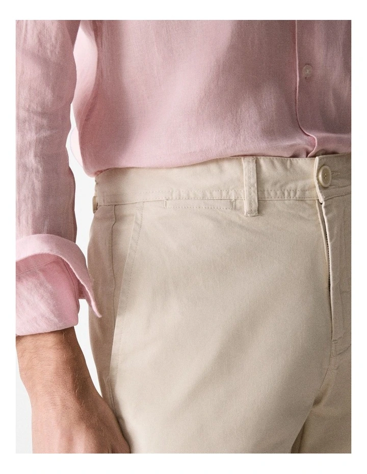 Chino Short in Chalk image 4