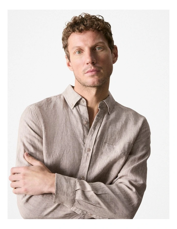 Regular Fit Delave Linen Long Sleeve Shirt in Sahara image 4