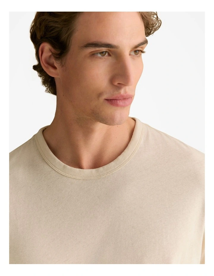 Linen Cotton Relaxed Crew T-shirt in Chalk image 3