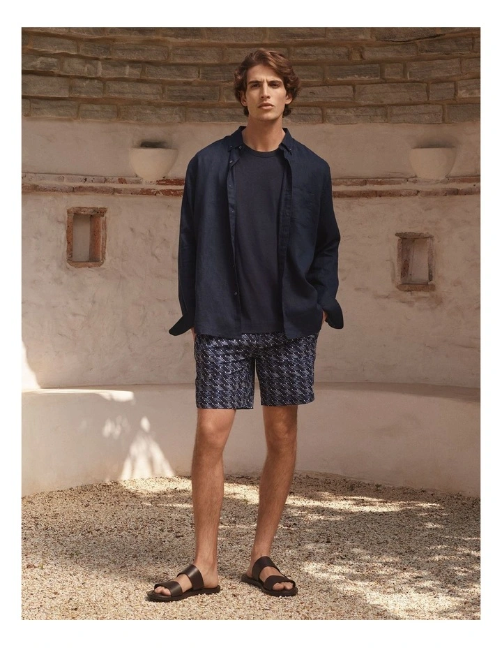 Linen Cotton Relaxed Crew T-shirt in Navy image 2