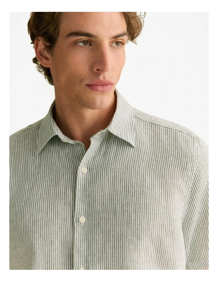 Linen Fine Stripe Short Sleeve Shirt in Ivy image 3