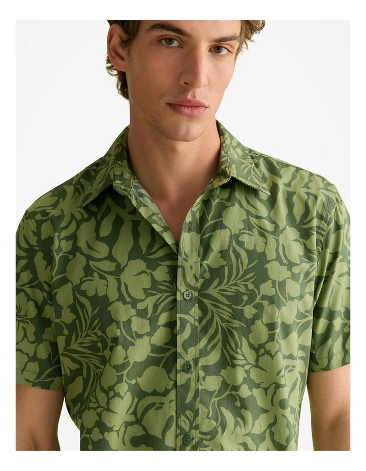 Cotton Poplin Floral Short Sleeve Shirt in Ivy image 3