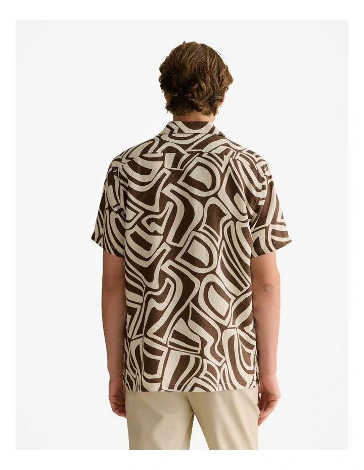 Kai Linen Short Sleeve Shirt in Chocolate image 4
