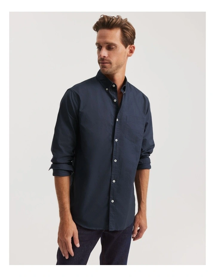 Regular Fit Washed Oxford Shirt in Navy image 3