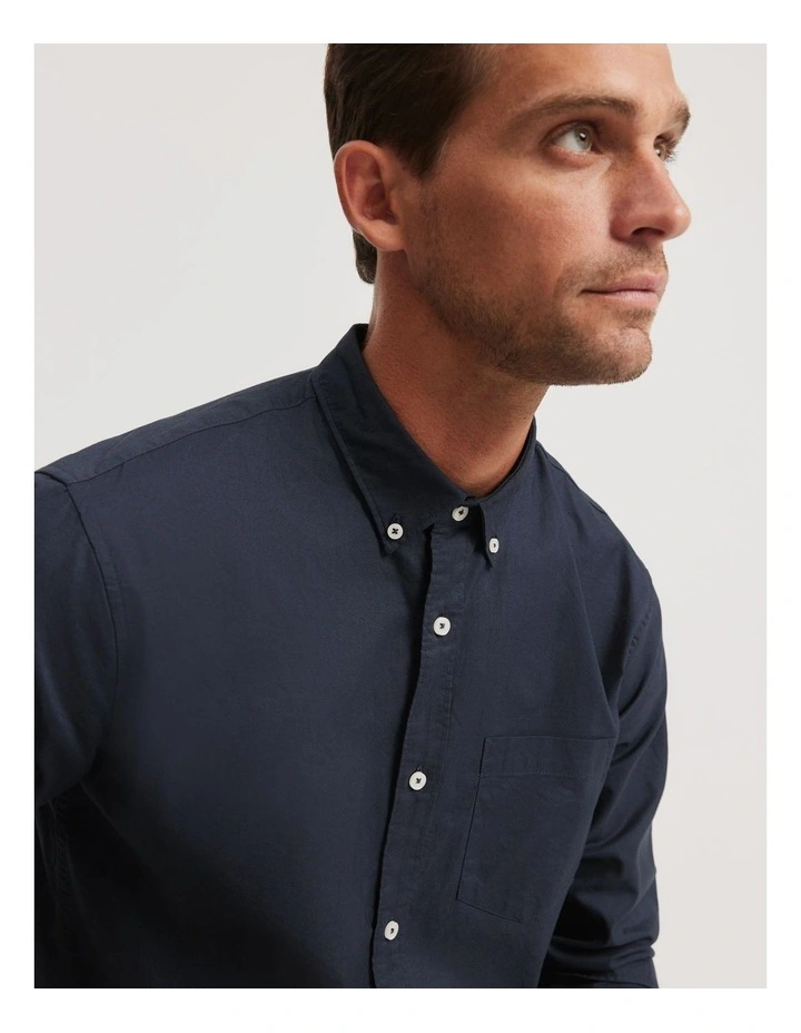 Regular Fit Washed Oxford Shirt in Navy image 4
